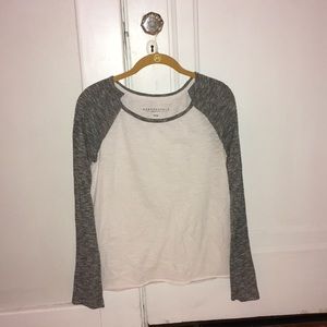 Loose boyfriend long sleeve shirt.